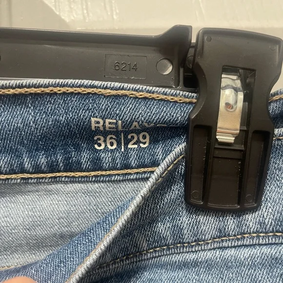 Sonoma Men's Classic Straight Light Blue Jeans - Picture 6 of 13